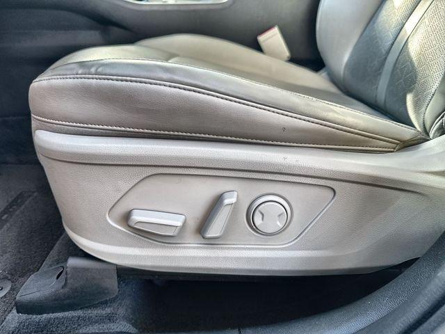 used 2022 Kia Sorento car, priced at $20,317