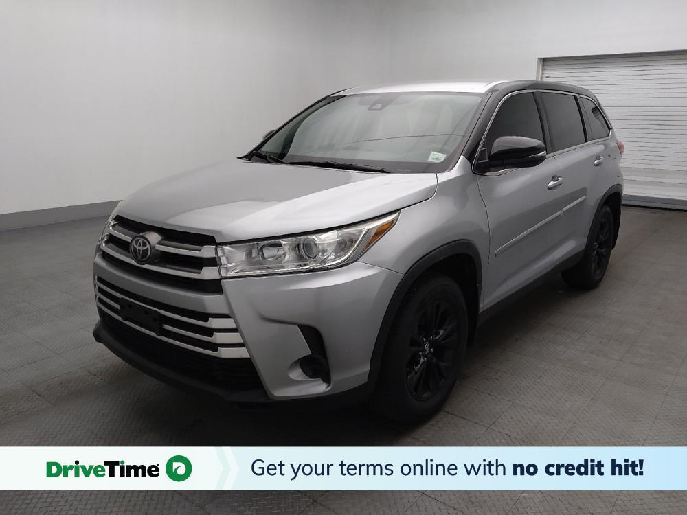 used 2019 Toyota Highlander car, priced at $23,295