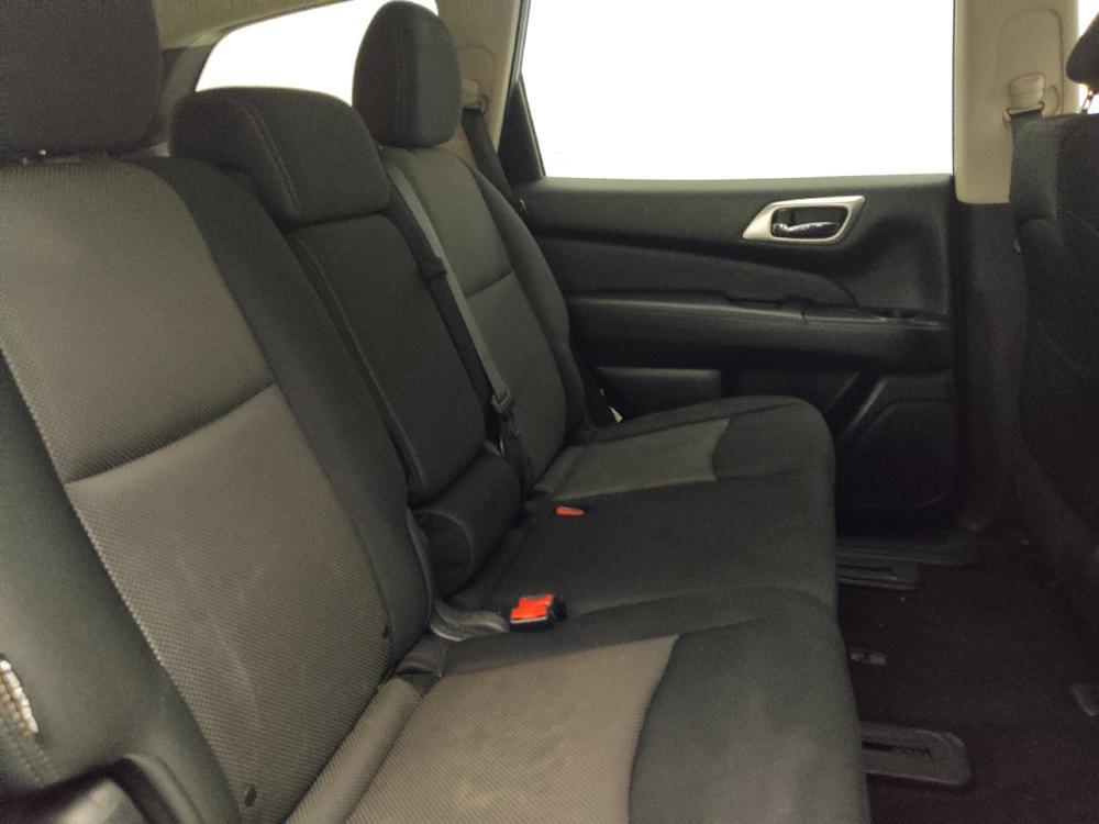 used 2020 Nissan Pathfinder car, priced at $16,095