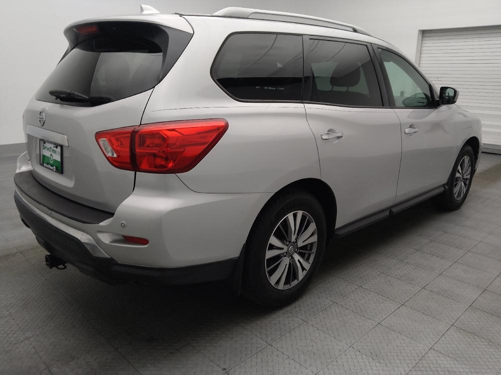 used 2020 Nissan Pathfinder car, priced at $16,095