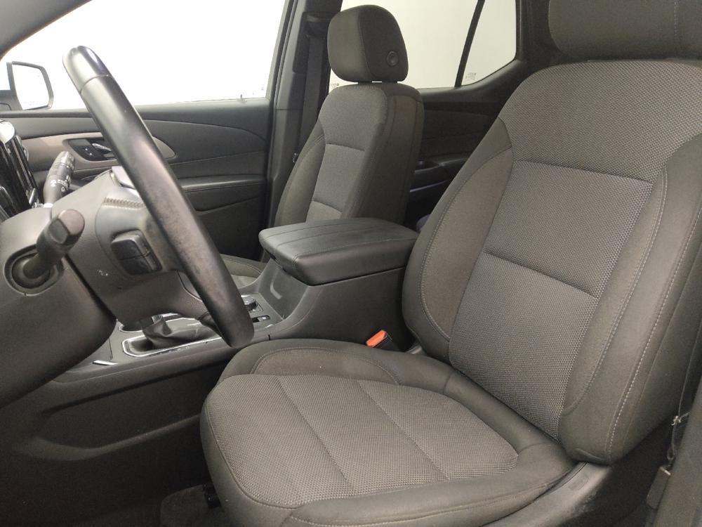 used 2023 Chevrolet Traverse car, priced at $28,695