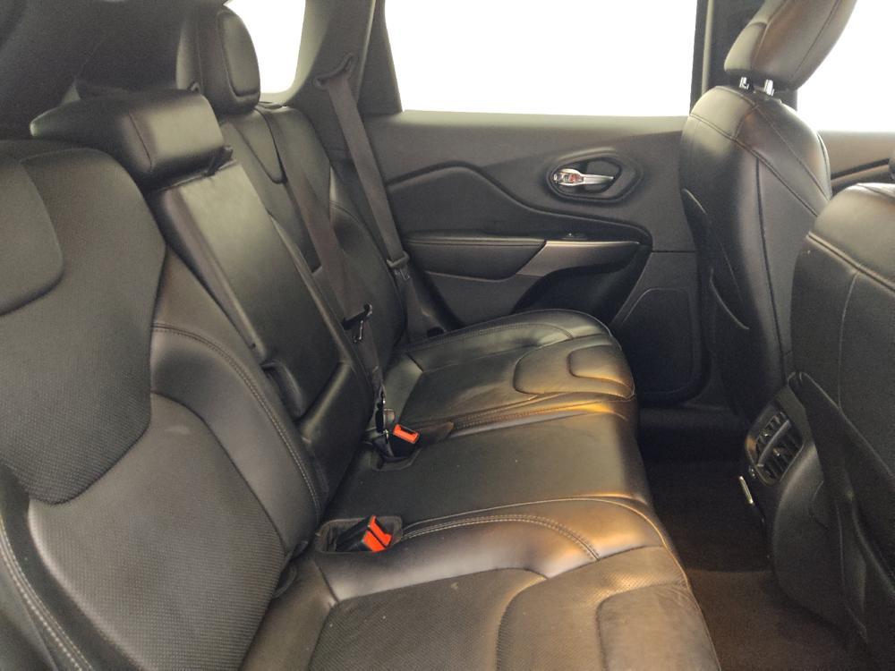 used 2020 Jeep Cherokee car, priced at $17,895