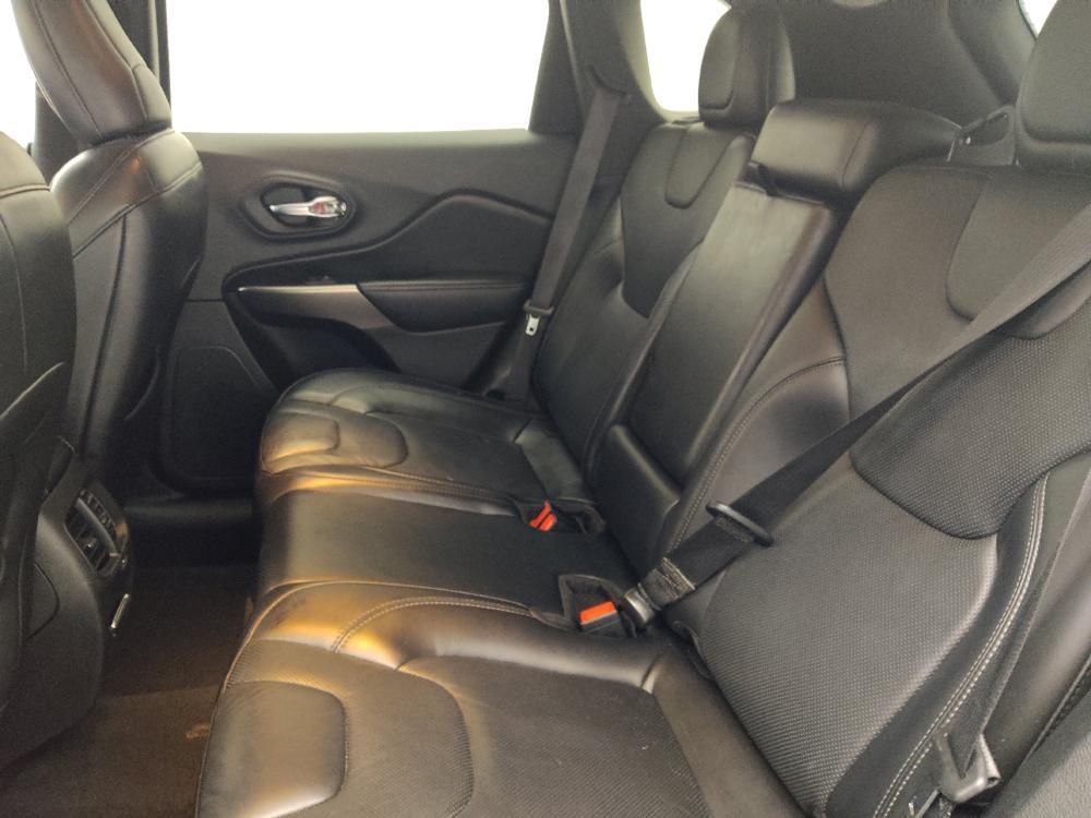 used 2020 Jeep Cherokee car, priced at $17,895