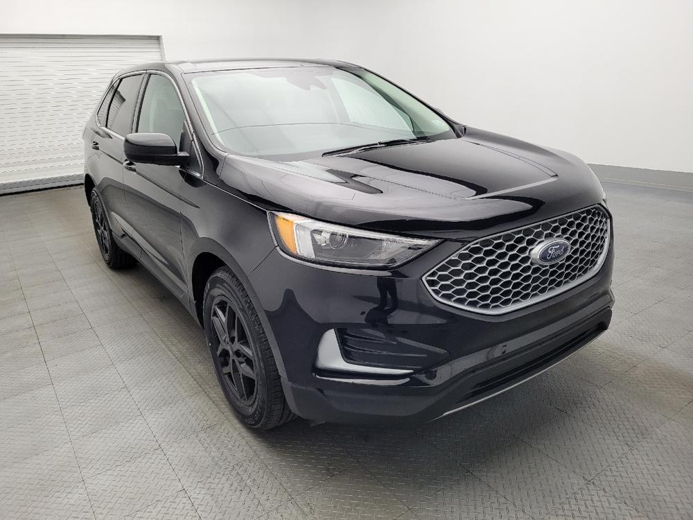 used 2024 Ford Edge car, priced at $24,295