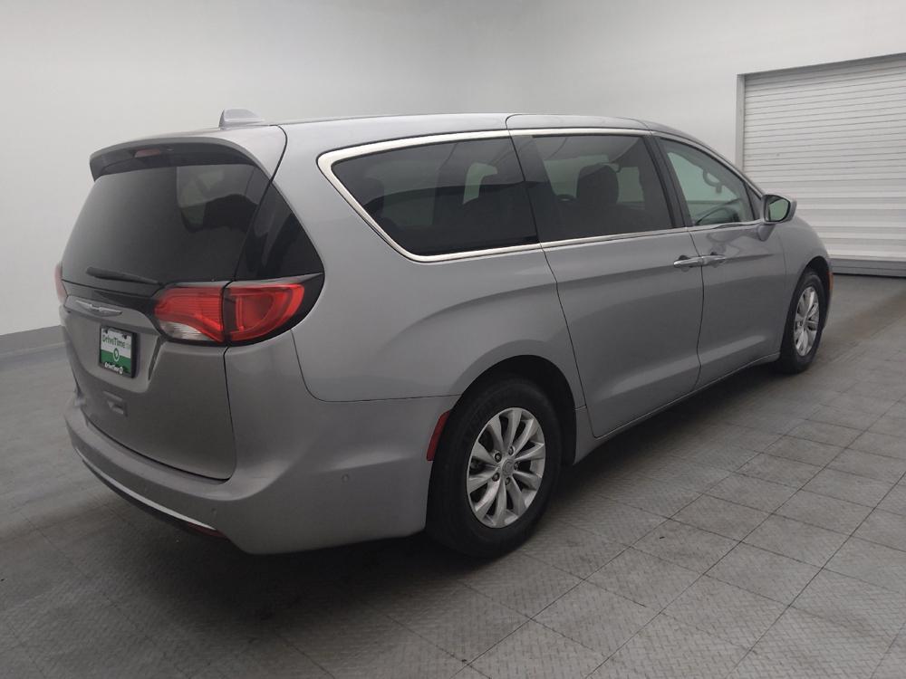 used 2019 Chrysler Pacifica car, priced at $15,795