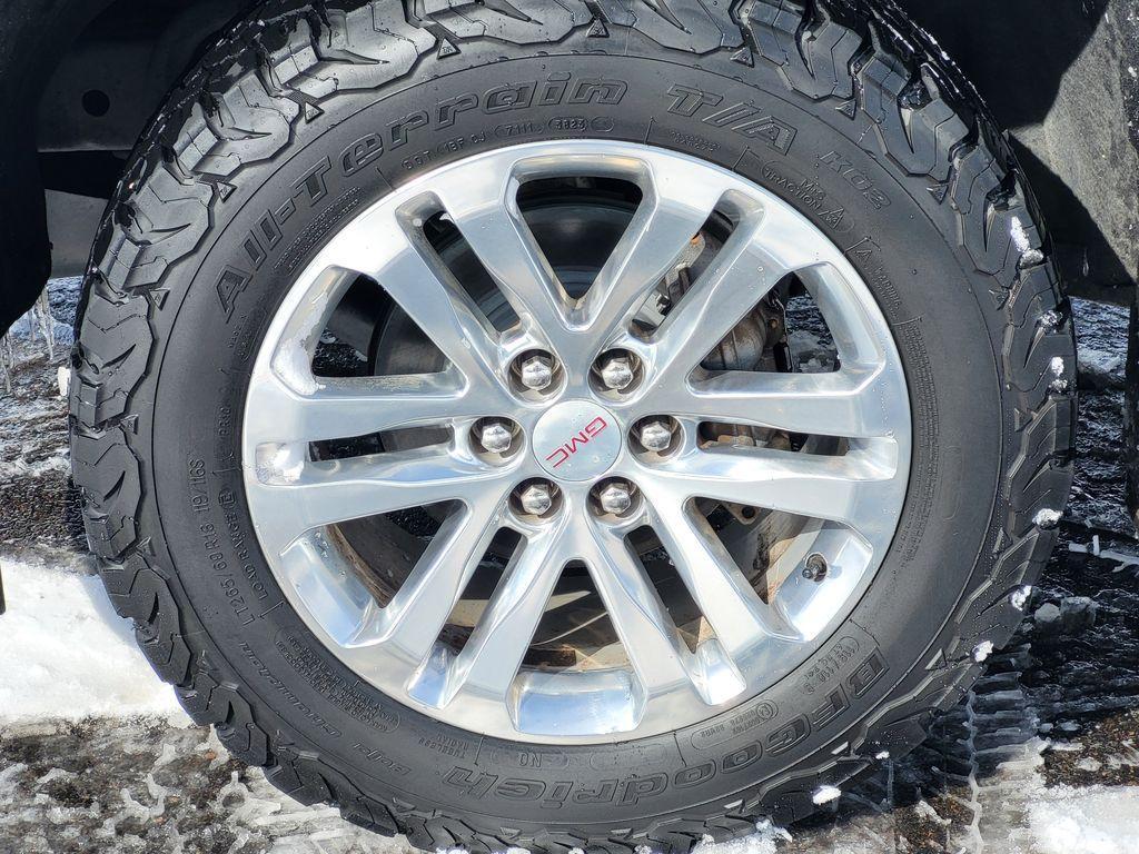 used 2018 GMC Canyon car, priced at $24,995