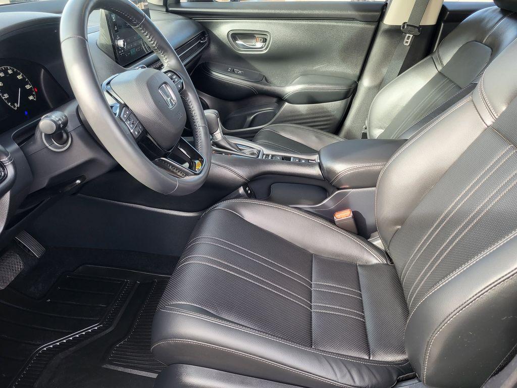 used 2025 Honda HR-V car, priced at $30,995