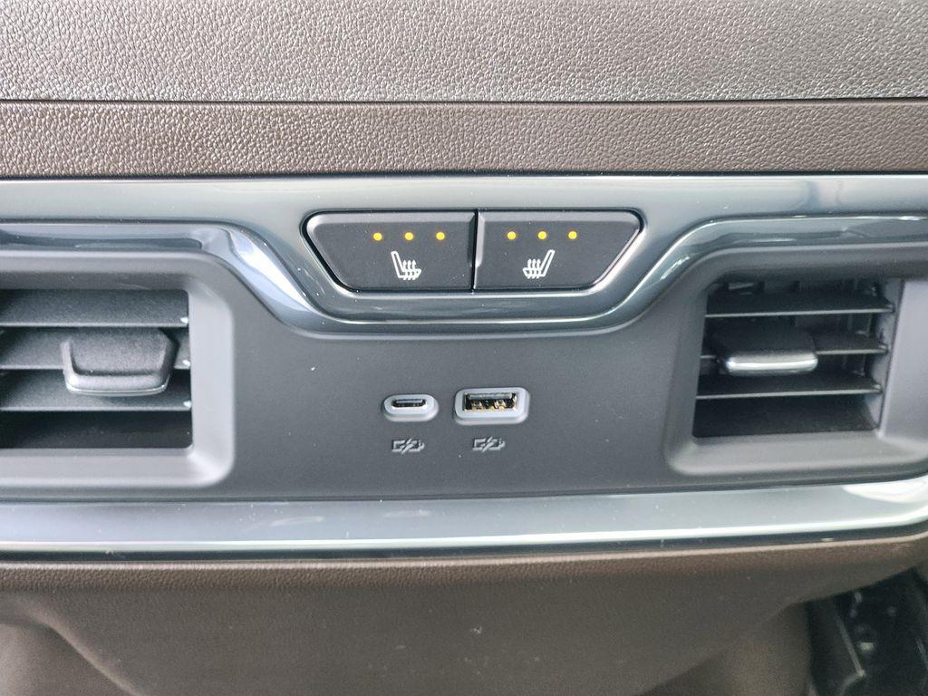 new 2025 GMC Sierra 3500 car, priced at $82,415