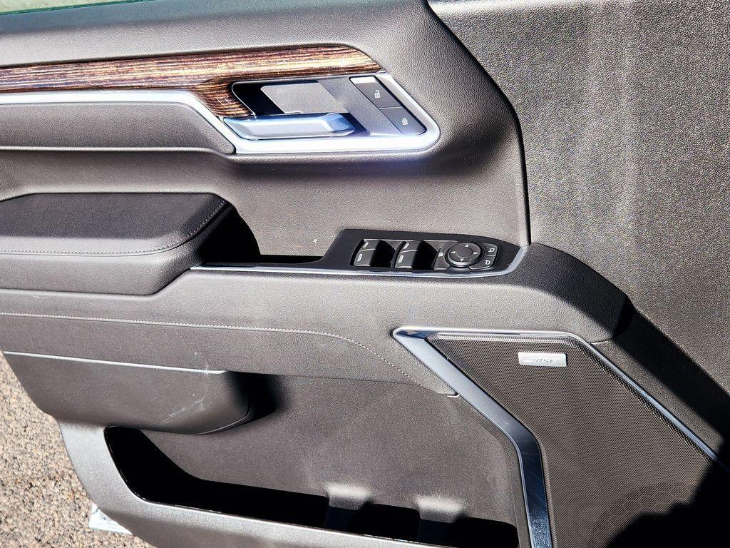 new 2026 GMC Sierra 1500 car, priced at $69,320