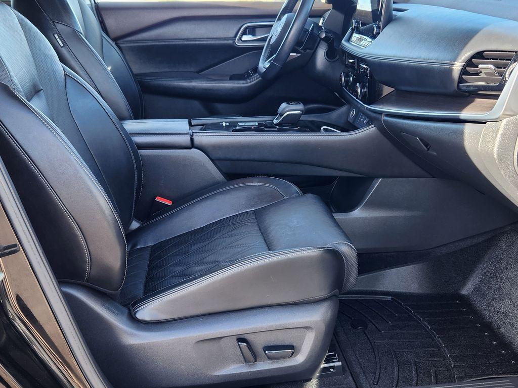 used 2022 Nissan Rogue car, priced at $24,995