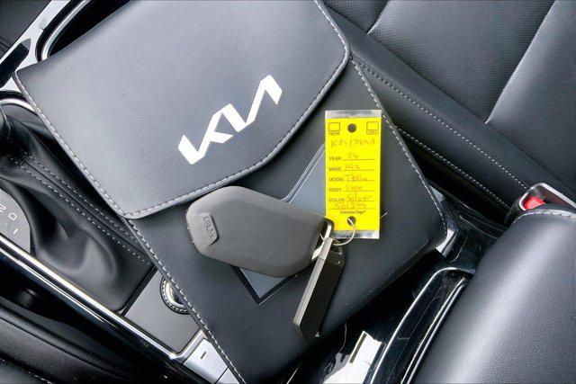 used 2024 Kia Telluride car, priced at $30,688