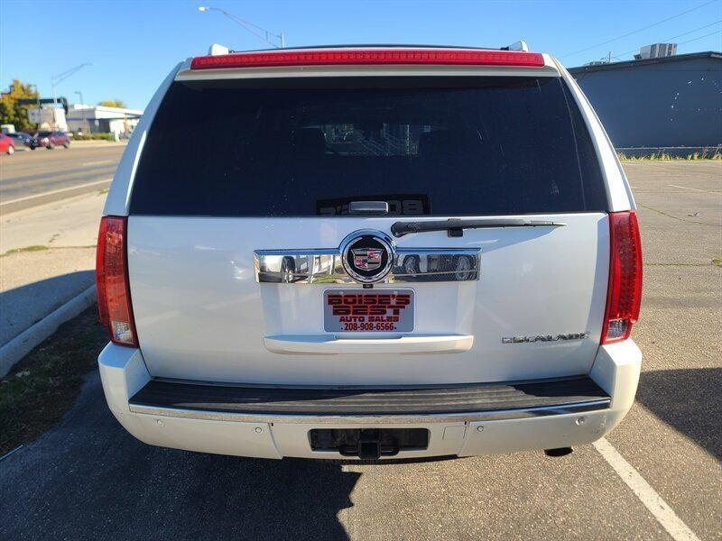 used 2010 Cadillac Escalade car, priced at $12,499