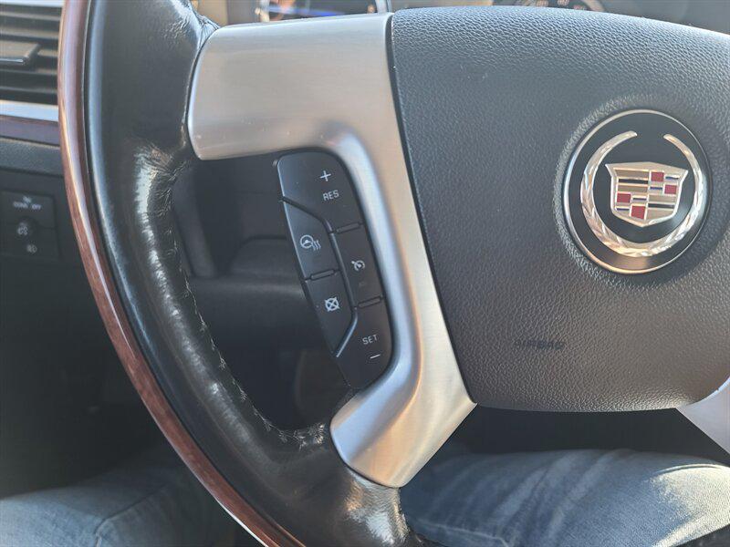 used 2010 Cadillac Escalade car, priced at $12,499