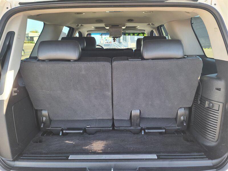 used 2010 Cadillac Escalade car, priced at $12,499