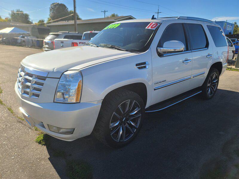 used 2010 Cadillac Escalade car, priced at $12,499