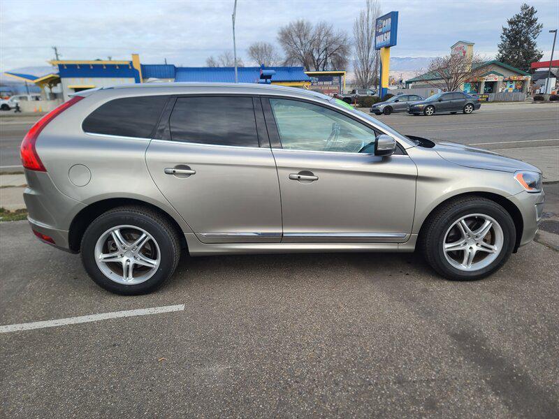used 2015 Volvo XC60 car, priced at $12,499