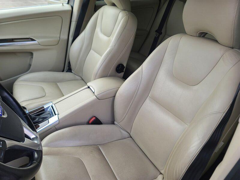 used 2015 Volvo XC60 car, priced at $12,499