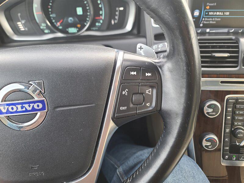 used 2015 Volvo XC60 car, priced at $12,499