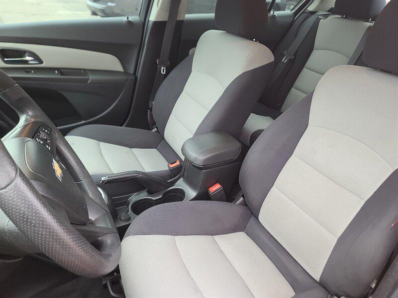 used 2015 Chevrolet Cruze car, priced at $8,999