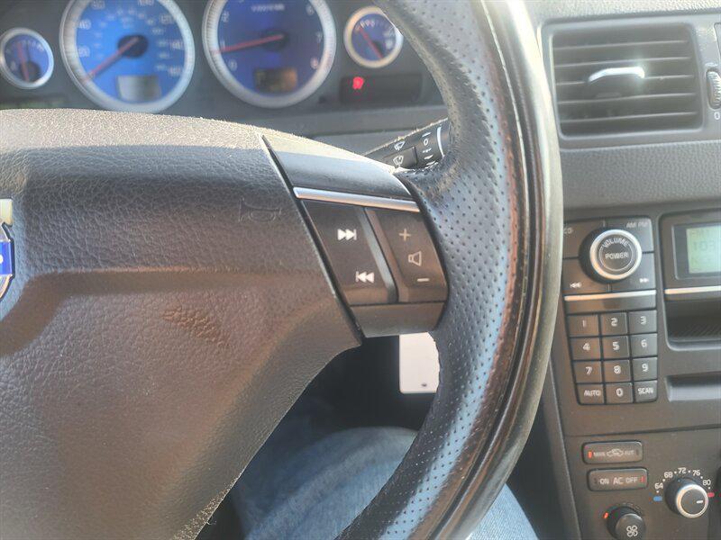 used 2007 Volvo XC90 car, priced at $6,999