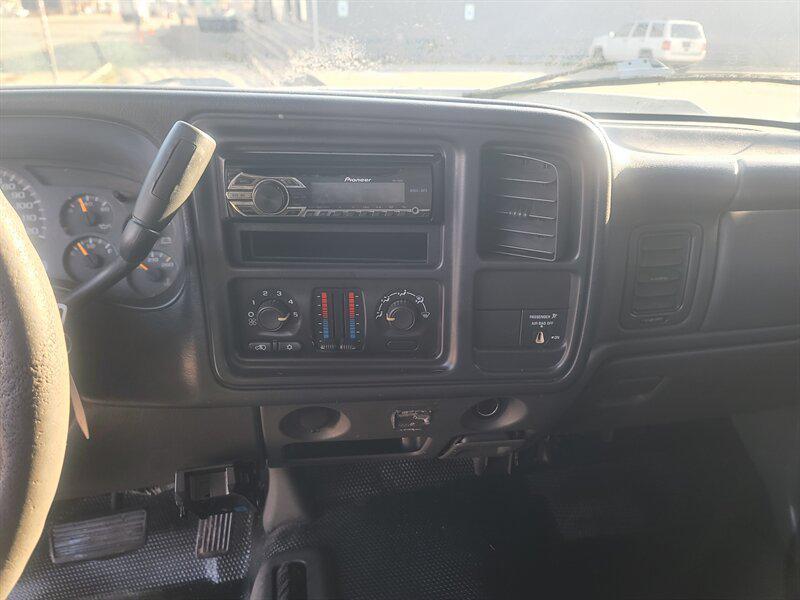 used 2005 Chevrolet Silverado 2500 car, priced at $7,999