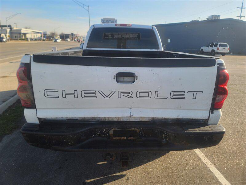 used 2005 Chevrolet Silverado 2500 car, priced at $7,999