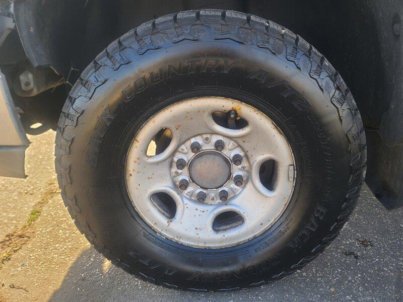 used 2005 Chevrolet Silverado 2500 car, priced at $7,999