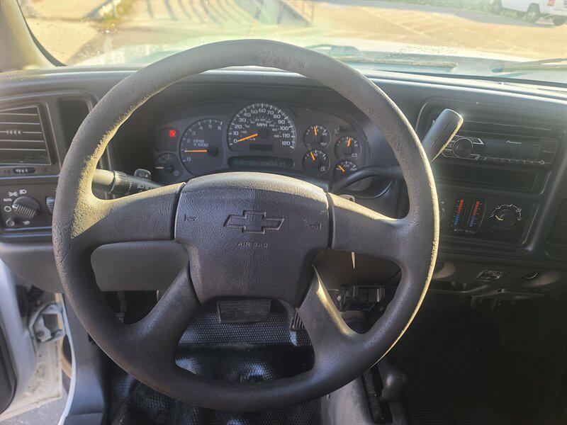 used 2005 Chevrolet Silverado 2500 car, priced at $7,999