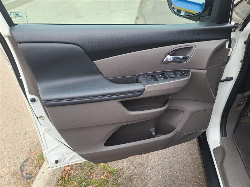 used 2014 Honda Odyssey car, priced at $11,999