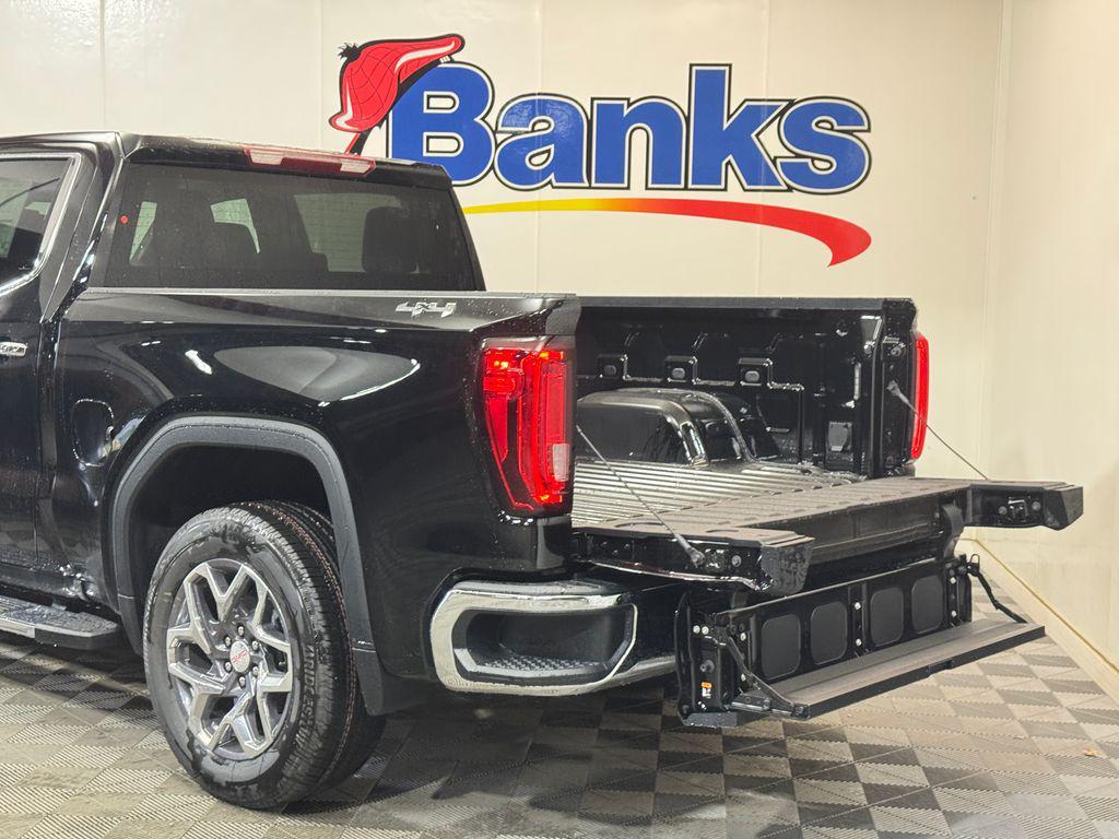 new 2026 GMC Sierra 1500 car, priced at $58,592