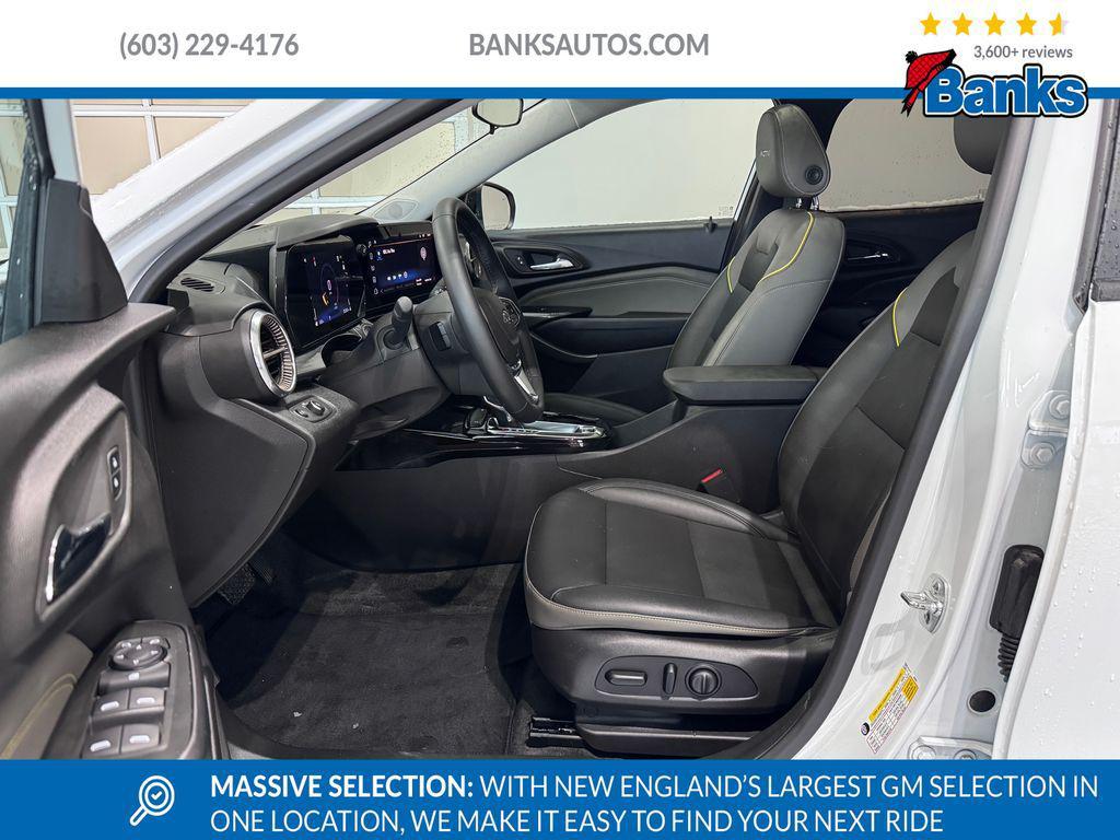 used 2025 Chevrolet Trax car, priced at $23,987