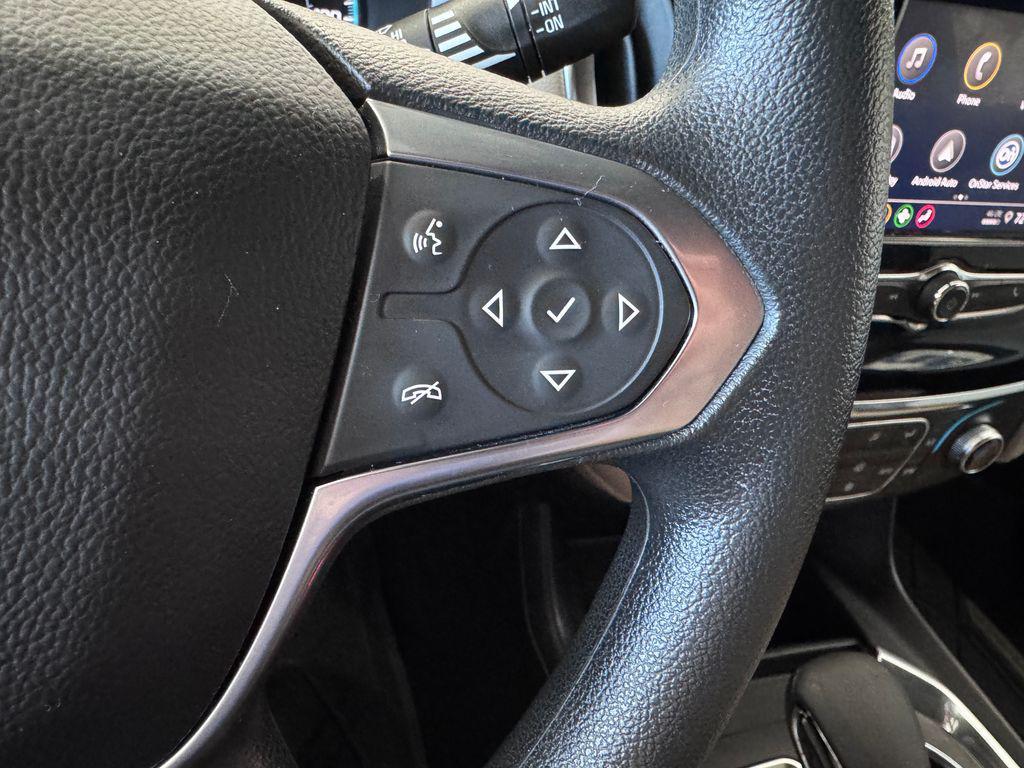 used 2023 Chevrolet Traverse car, priced at $27,987
