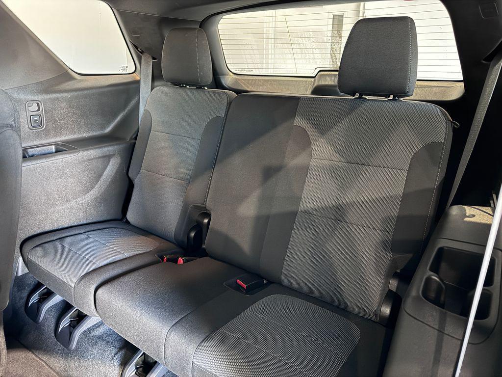 used 2022 Chevrolet Traverse car, priced at $27,487