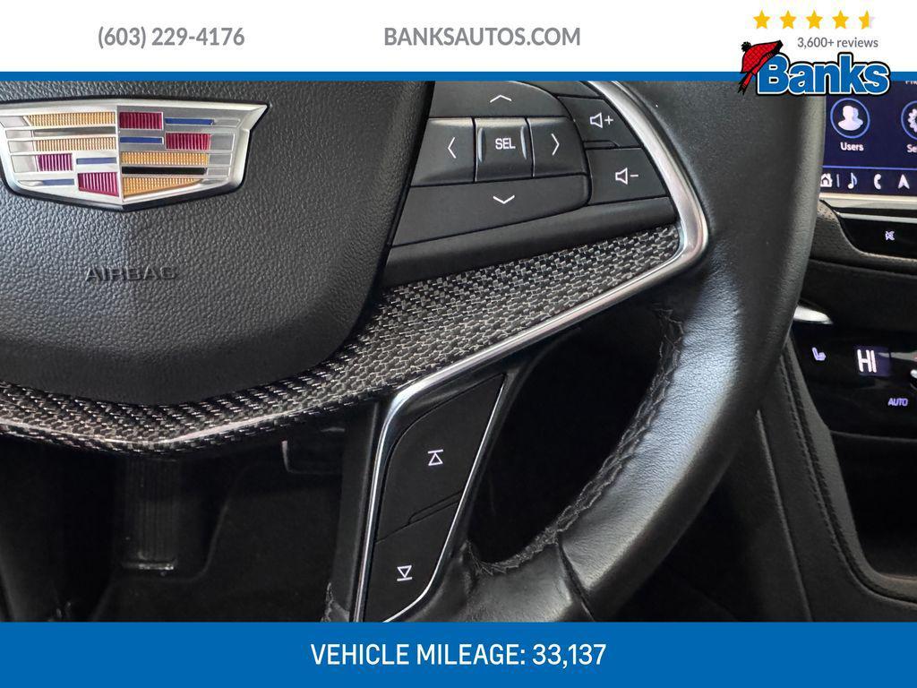 used 2022 Cadillac XT5 car, priced at $35,487