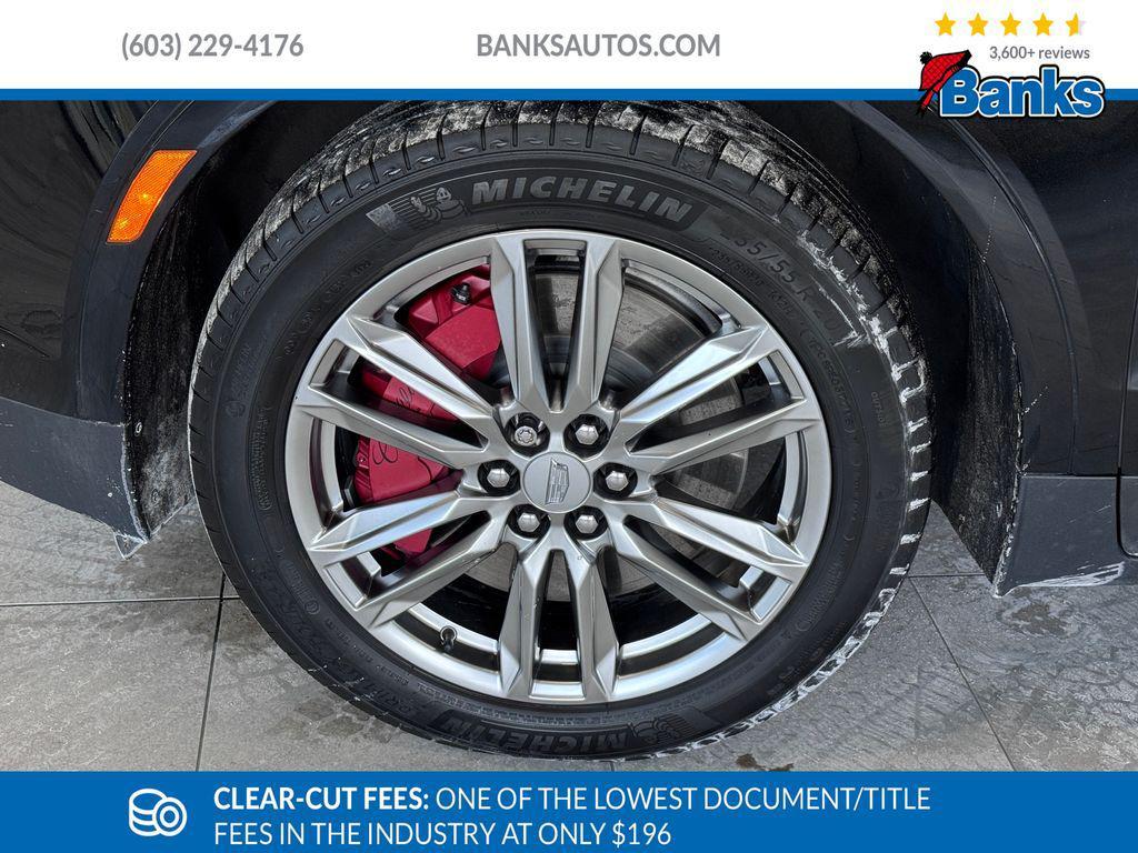 used 2022 Cadillac XT5 car, priced at $35,487