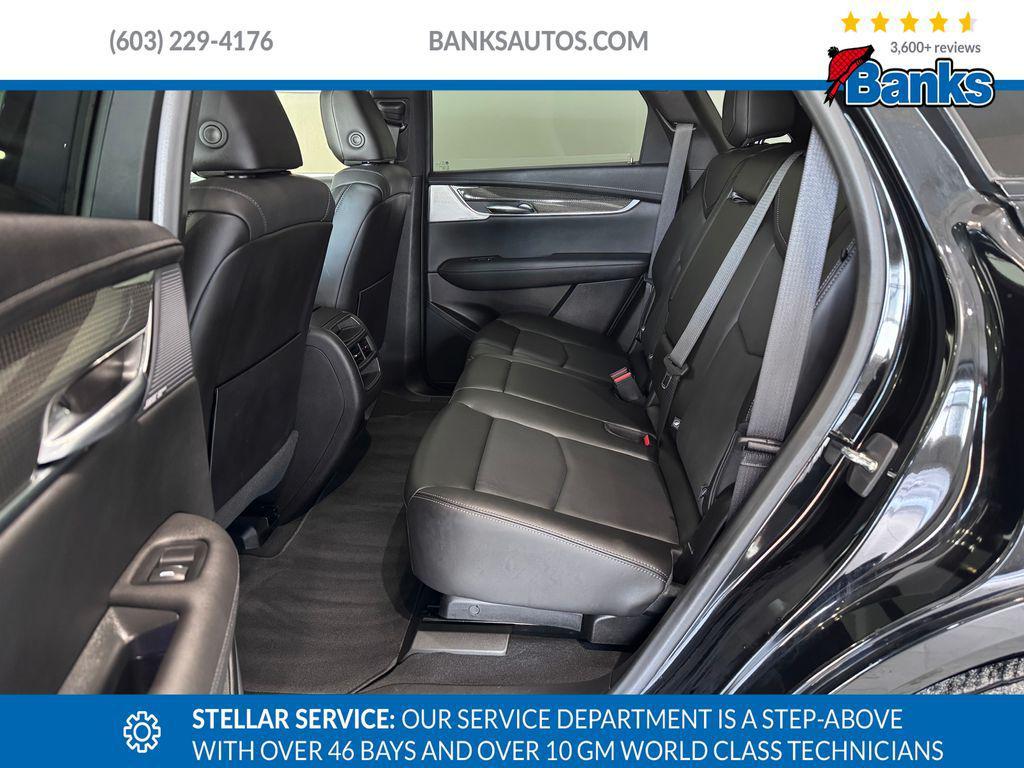 used 2022 Cadillac XT5 car, priced at $35,487