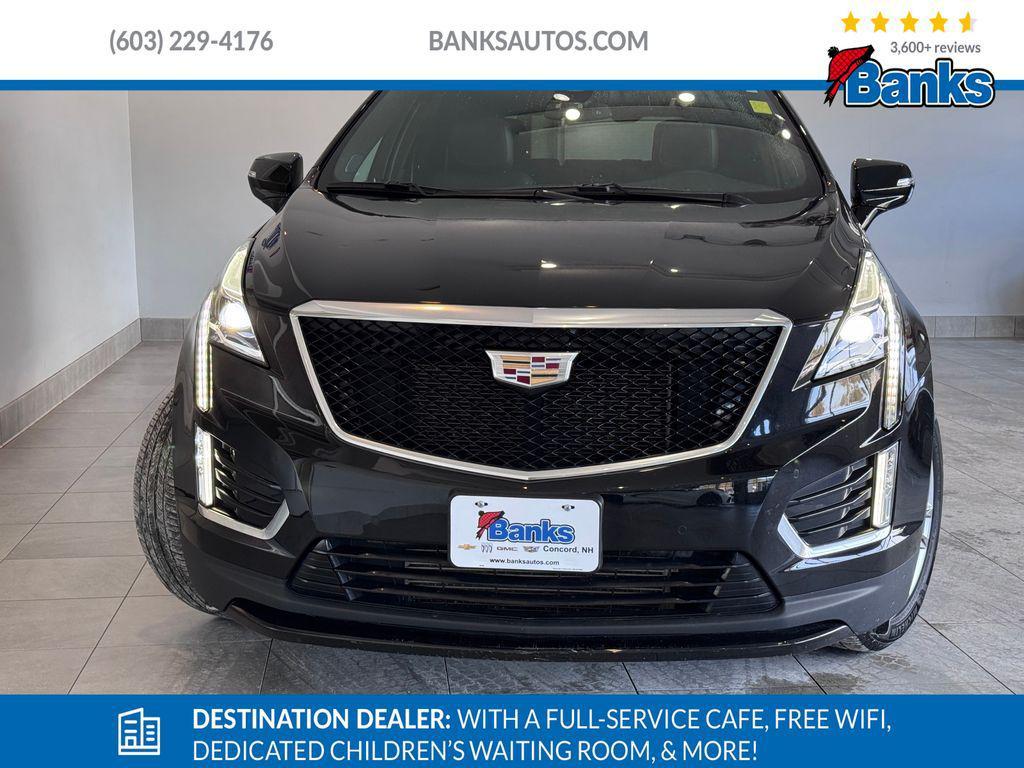 used 2022 Cadillac XT5 car, priced at $35,487