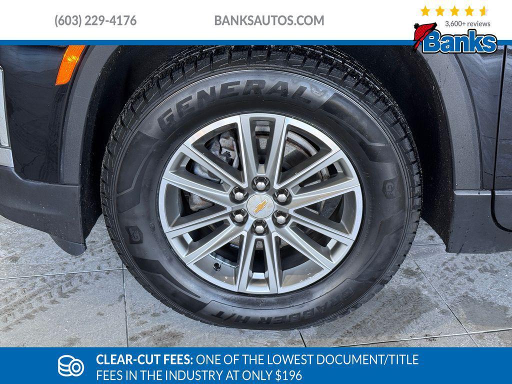 used 2023 Chevrolet Traverse car, priced at $32,487