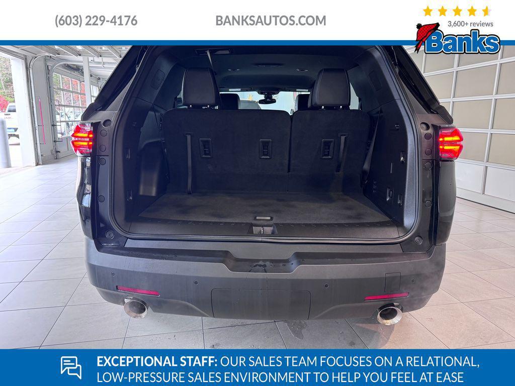 used 2023 Chevrolet Traverse car, priced at $30,987