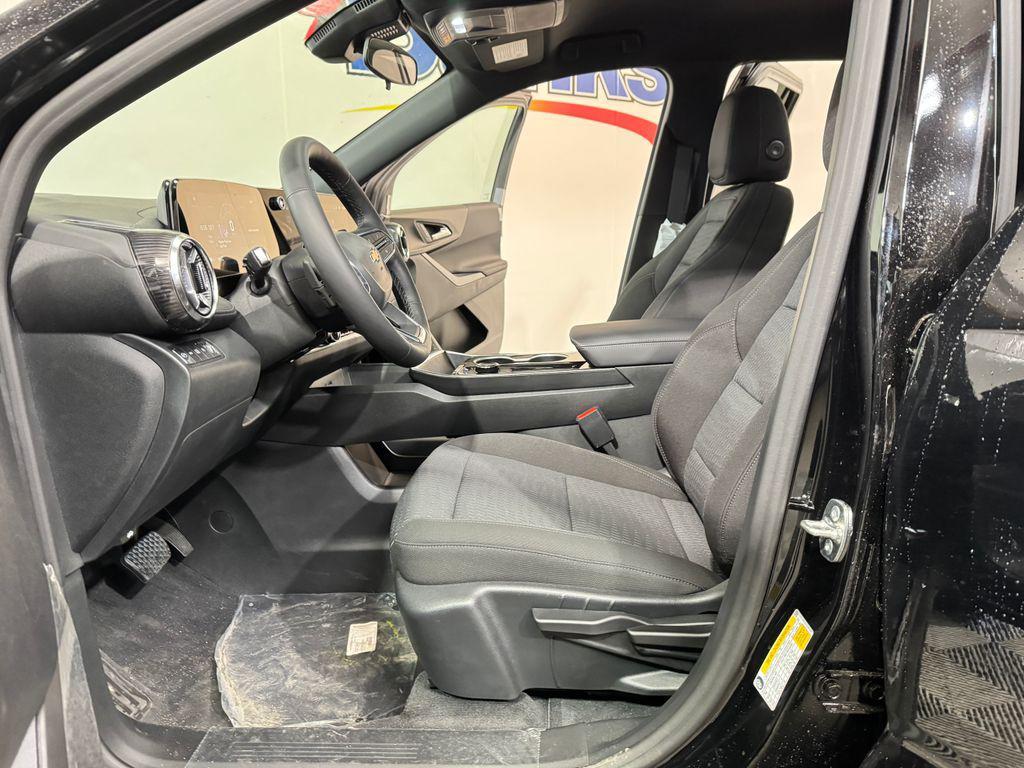 new 2026 Chevrolet Equinox car, priced at $31,994