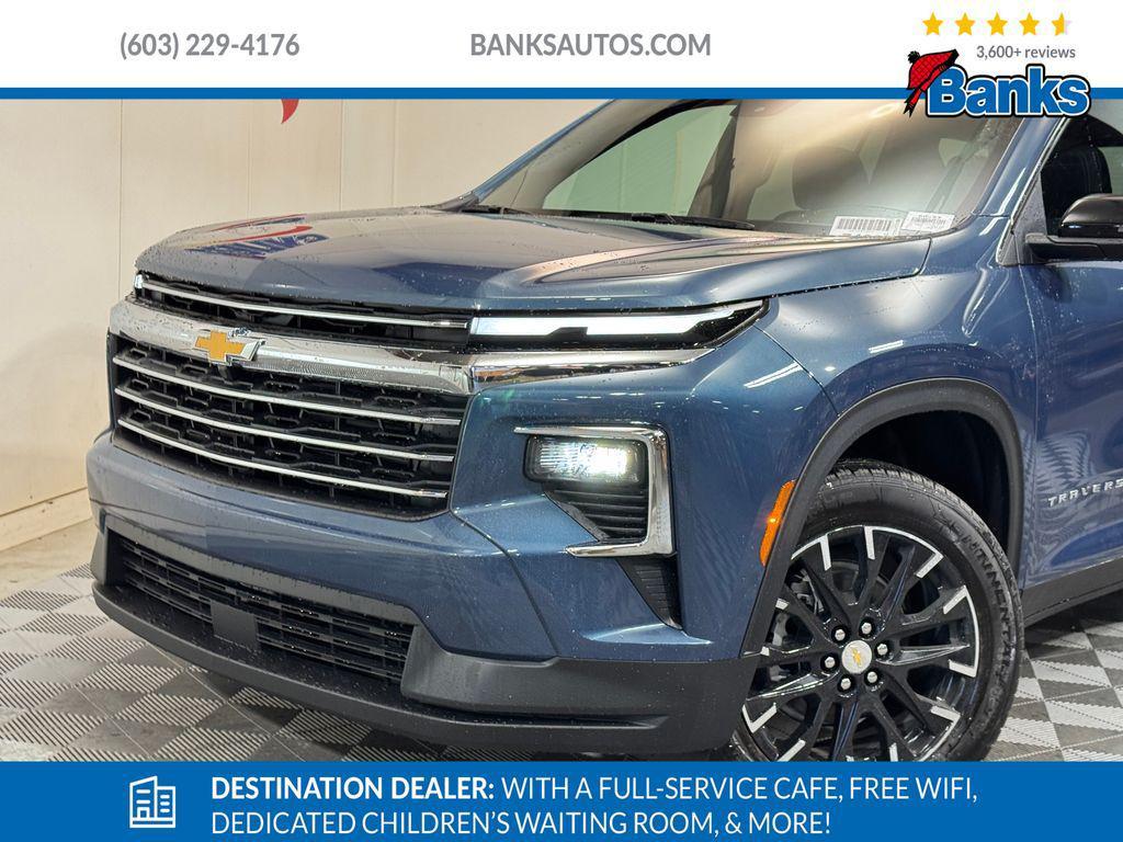 new 2026 Chevrolet Traverse car, priced at $45,195