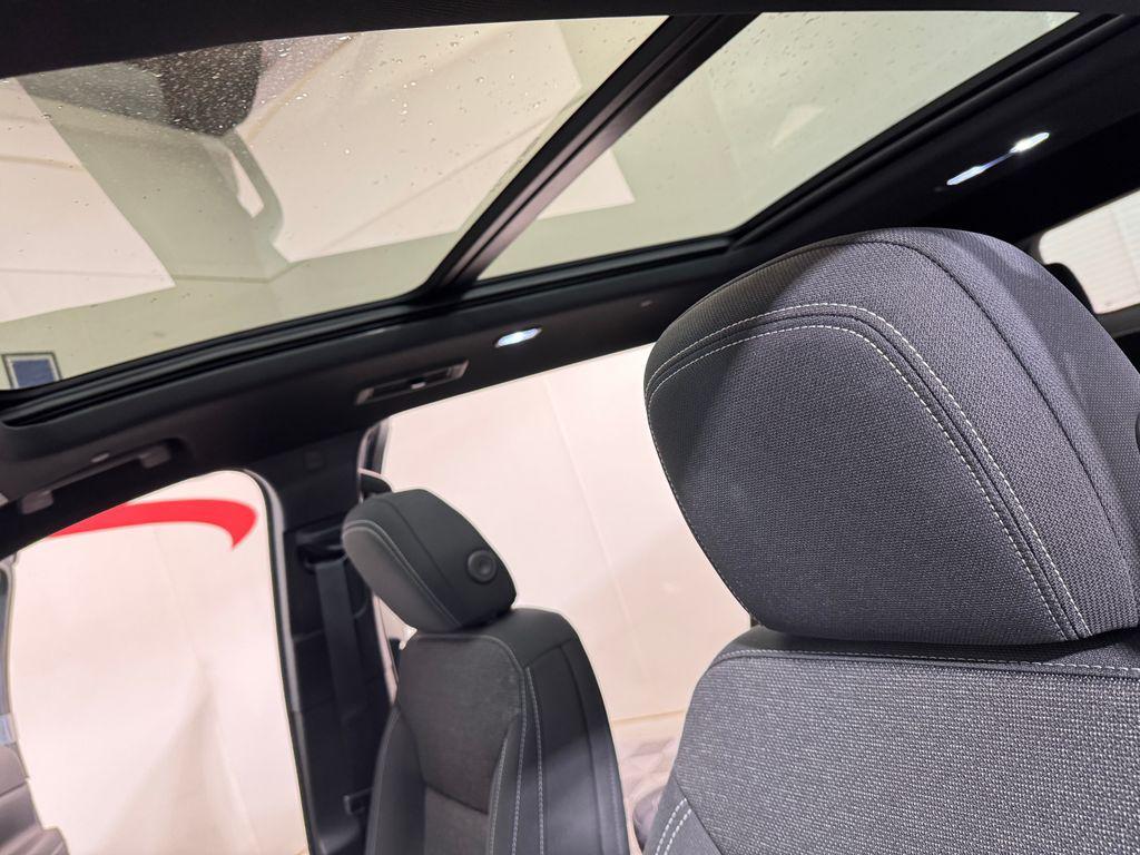 new 2026 Chevrolet Traverse car, priced at $45,195