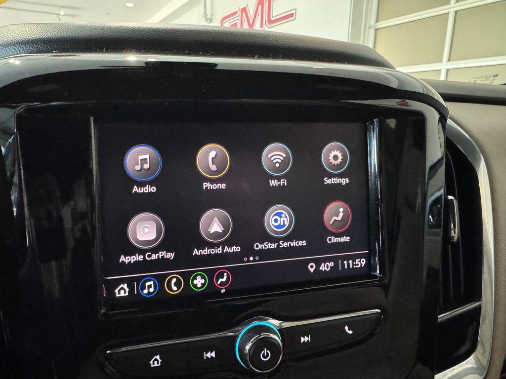 used 2023 Chevrolet Traverse car, priced at $28,987