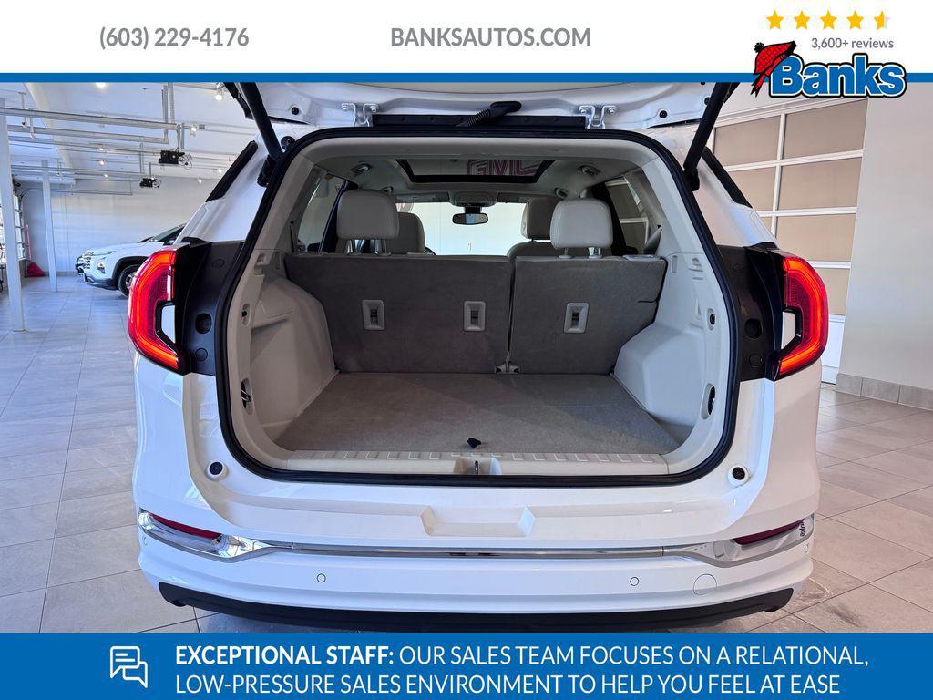 used 2022 GMC Terrain car, priced at $28,987