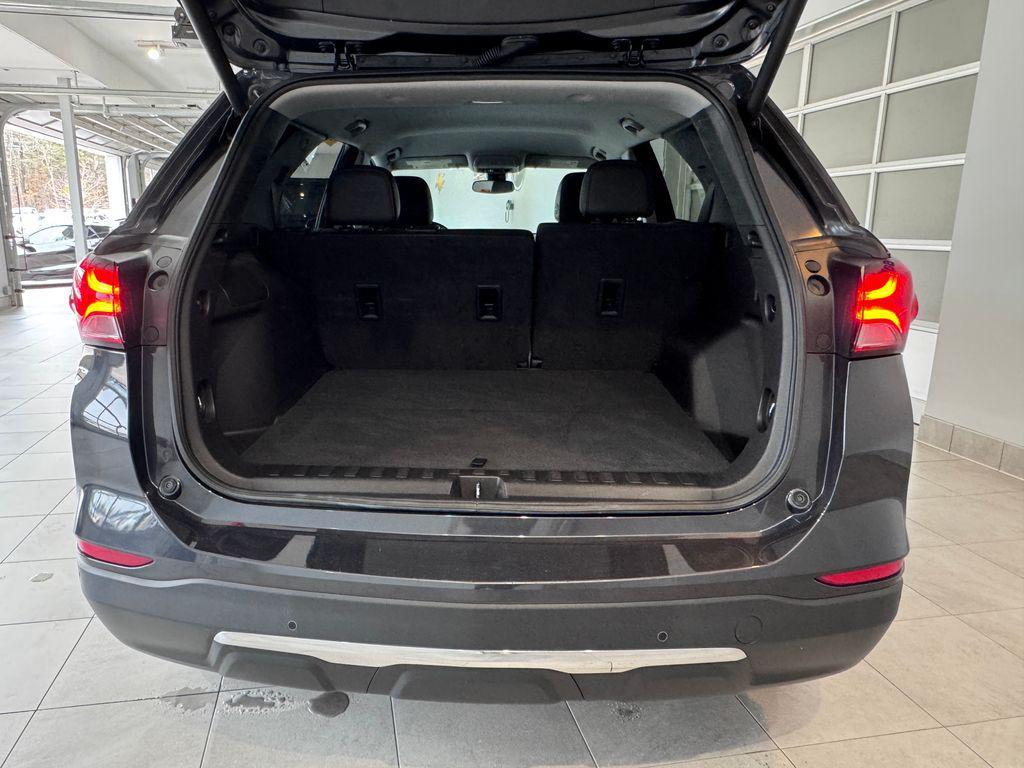 used 2022 Chevrolet Equinox car, priced at $19,487