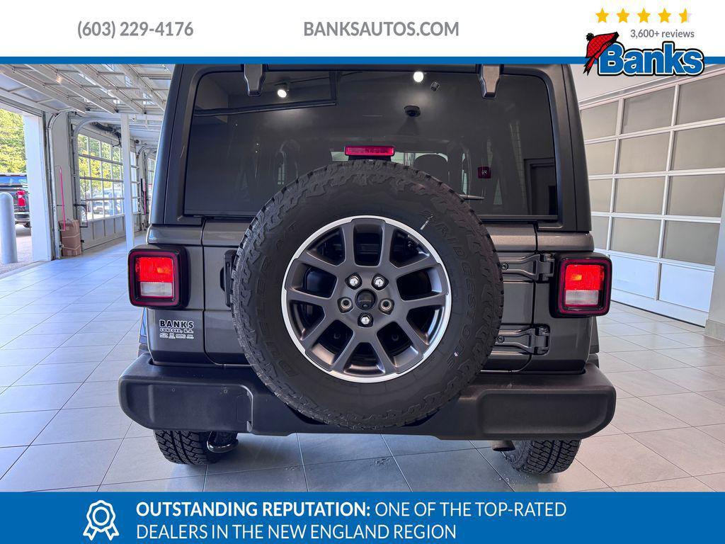 used 2021 Jeep Wrangler Unlimited car, priced at $26,487