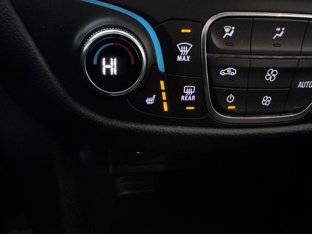 used 2022 Chevrolet Equinox car, priced at $22,987