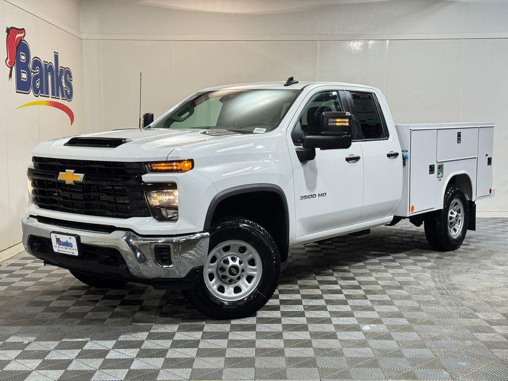 new 2025 Chevrolet Silverado 3500 car, priced at $62,618