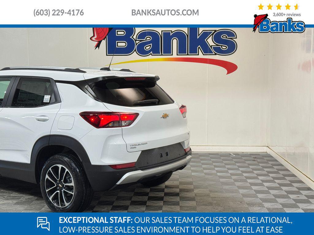 new 2026 Chevrolet TrailBlazer car, priced at $30,326