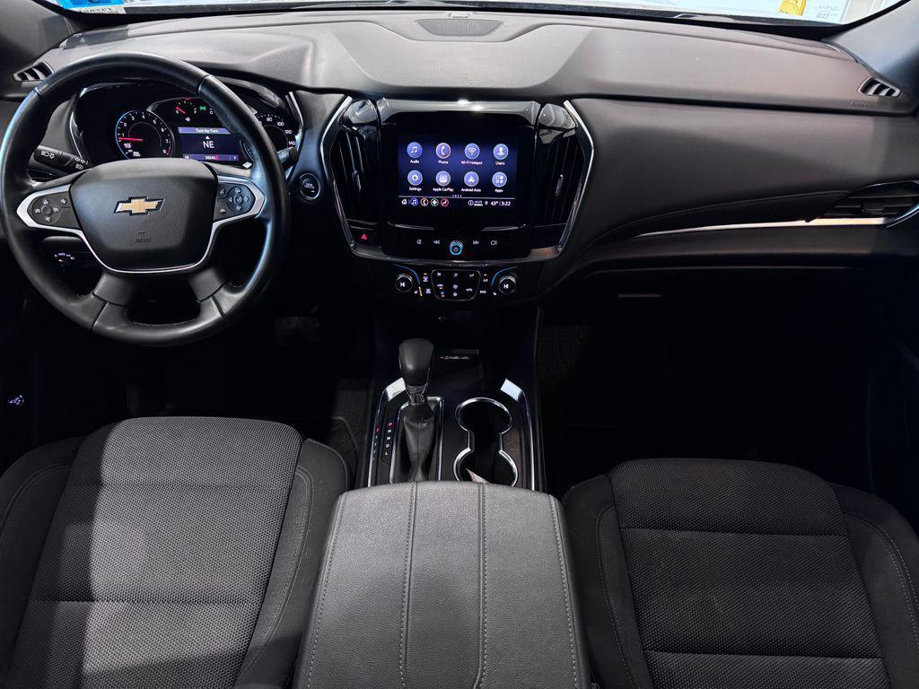 used 2023 Chevrolet Traverse car, priced at $29,487